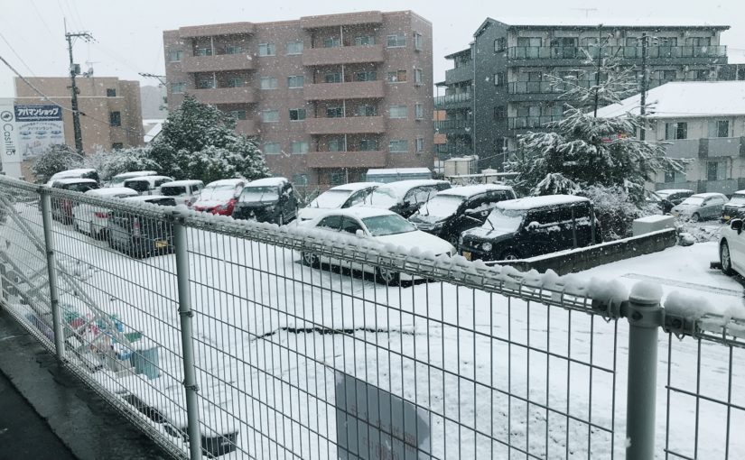 初雪に～ざわめく街で～